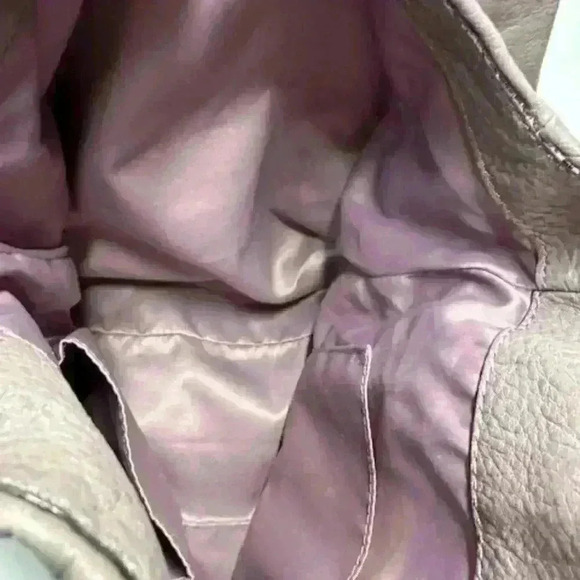 Coach 26224 Madison Phoebe Pebble Grain Leather Triple Compartment Bag Taupe - Picture 14 of 16